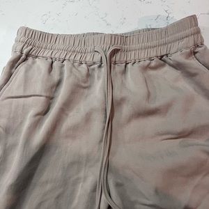 H&M linen pants 💕